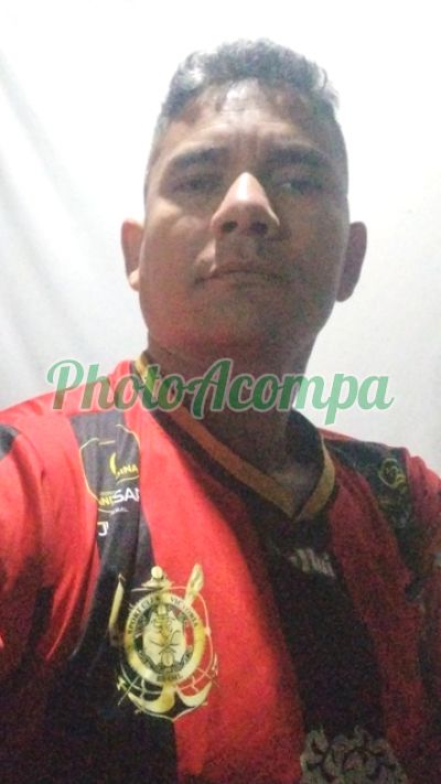 Tom, garoto de programa em Guarulhos
