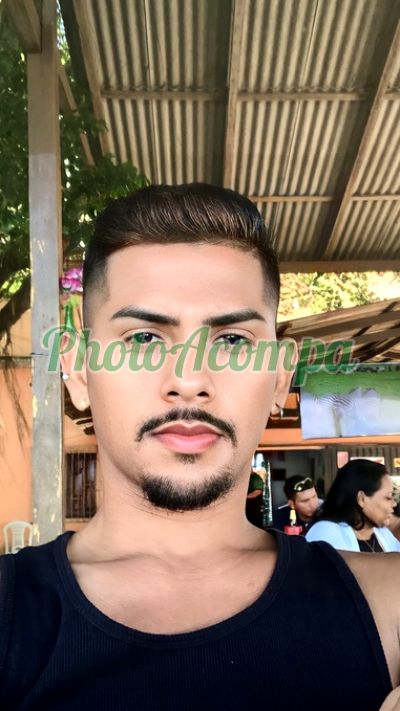 Thiago, Homem que faz massagens eróticas em Manaus