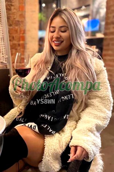 Debora Ribeiro, garota de programa em Santos