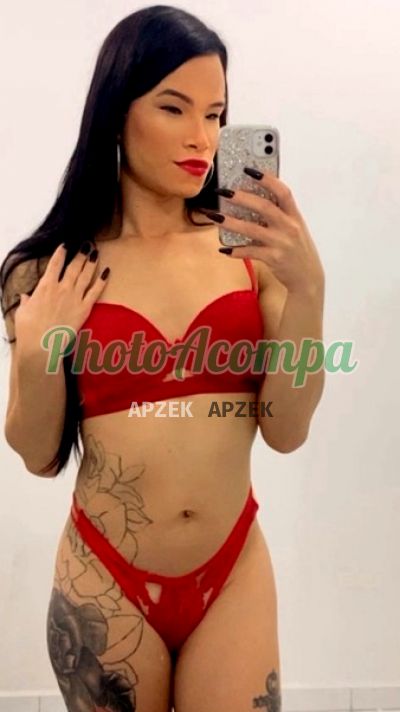 Izabelly, travesti em São Paulo