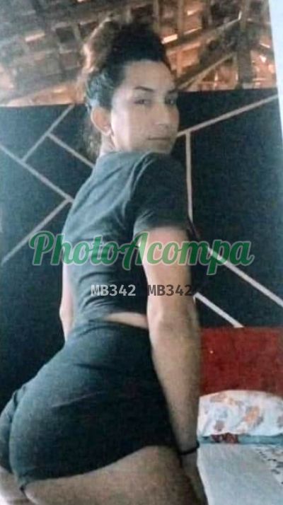 Tayná Costa, travesti no Centro (Belém)