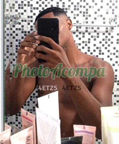 Arthur, garoto de programa no Méier (RJ)
