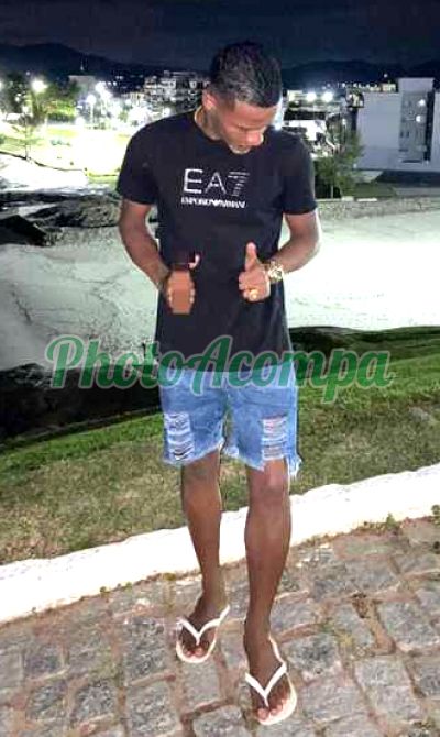 Arthur, garoto de programa no Méier (RJ)