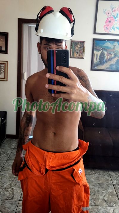 Fernando (21) 99743-3791, Homem que faz massagens eróticas em São Gonçalo