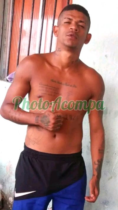 Filipe, garoto de programa em Recife