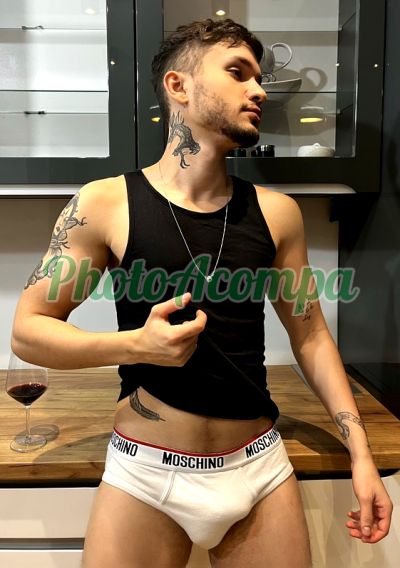 Victor Lima, garoto de programa em Campinas