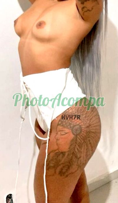 Baianinha Quente, garota de programa em Duque de Caxias