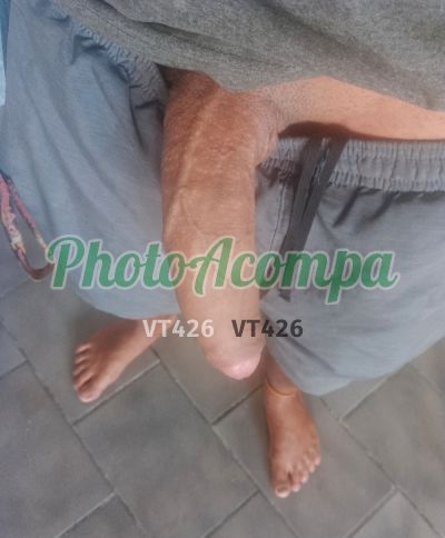 Luciano Júnior, garoto de programa em Copacabana (RJ)