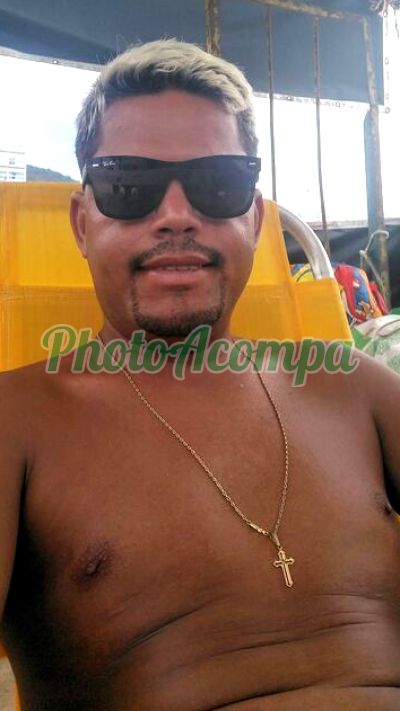 Luciano Júnior, garoto de programa em Copacabana (RJ)
