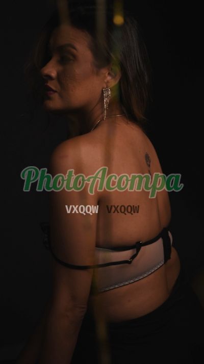 Clara, mulher que faz massagens eróticas em Teresina