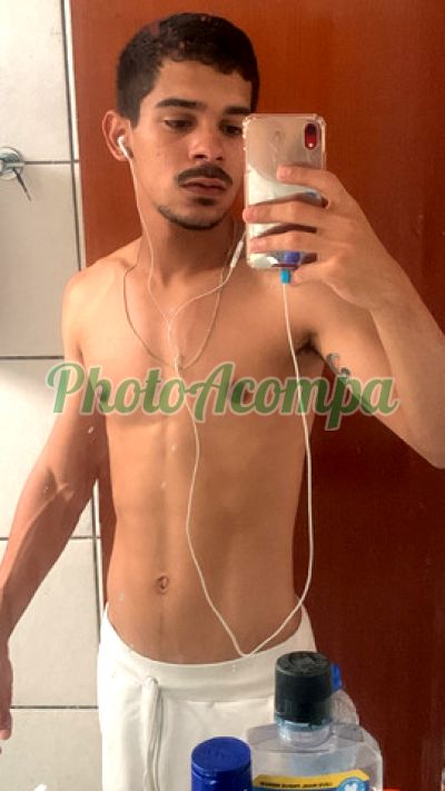 Pedro, Homem que faz massagens eróticas em João Pessoa