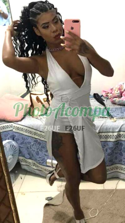 Bruna Pimentel, garota de programa no Guarujá