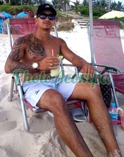 Miguel, Garoto de programa em Volta Redonda