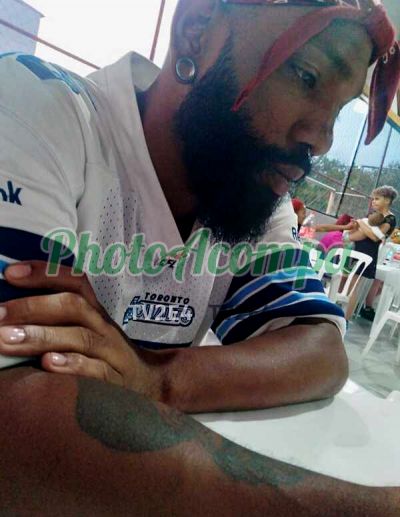 Viana, garoto de programa em Araçatuba