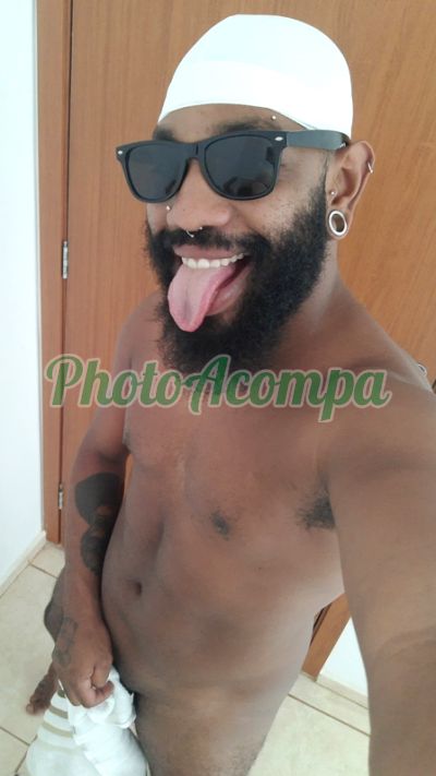 Viana, garoto de programa em Araçatuba