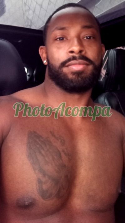 Black, garoto de programa em São Paulo