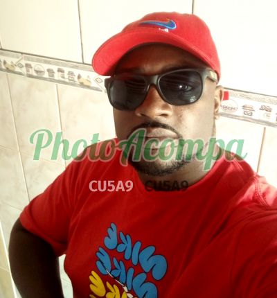 Fernando, garoto de programa em Rio das Ostras