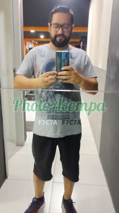 Anderson, homem que faz massagens eróticas em Canoas