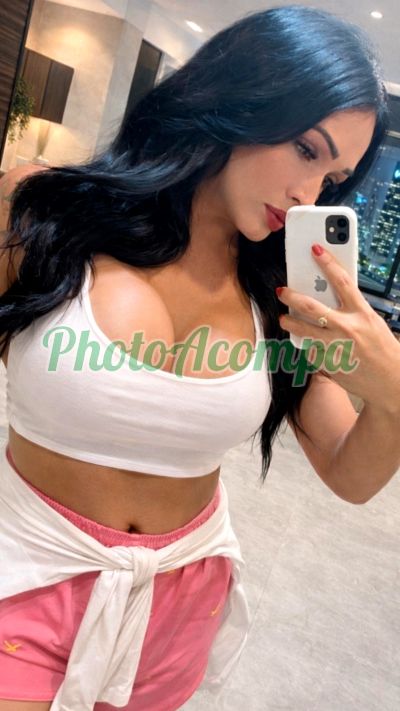 Bruna Nifeta, trans no Centro (RJ)
