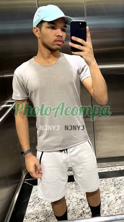 Thomaz, garoto de programa no Centro (SP)