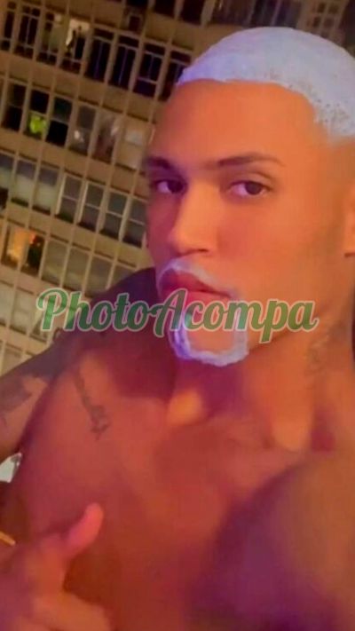 Henrique, garoto de programa na Lapa (RJ)