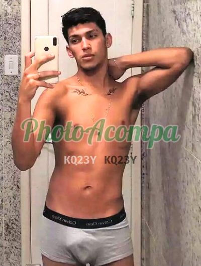 Lucas, garoto de programa em Copacabana (RJ)