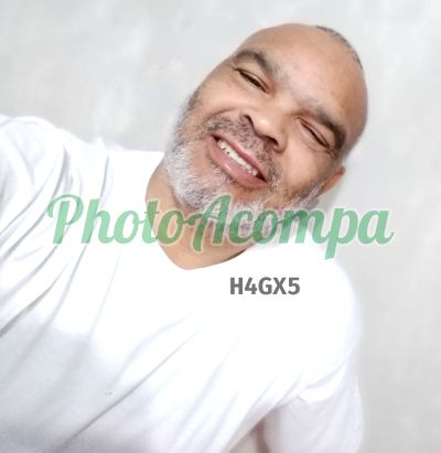 Sandro, homem que faz massagens eróticas em Santana (SP)