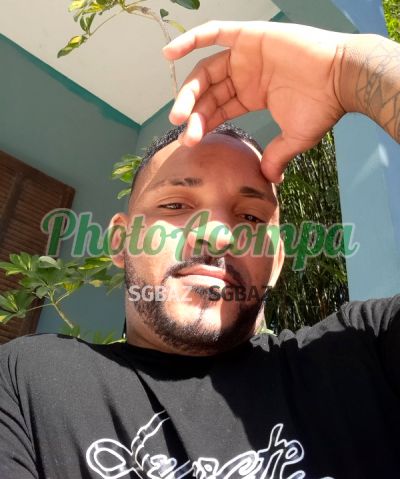 Felipe Alves, garoto de programa em Búzios