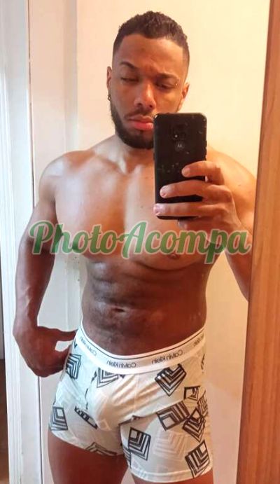 Paulo, garoto de programa em São Paulo