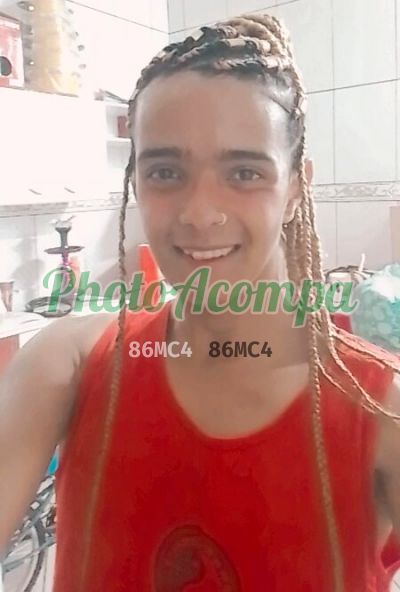July (13) 99140-8857, garoto de programa em Santos