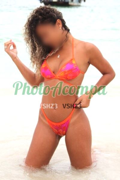 Luísa, acompanhante em Goiânia