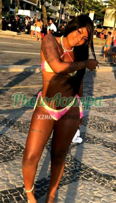 Isis, garota de programa no Guarujá