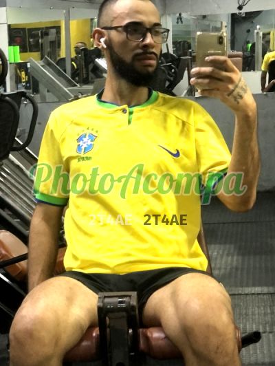 BARBUDO HET COM LOCAL, garoto de programa em São Paulo