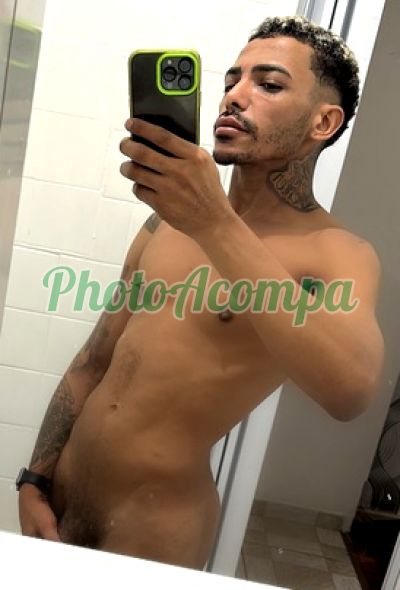 Lucas Henri, garoto de programa em Copacabana (RJ)