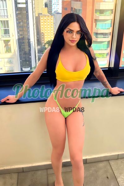 Mirella Doll, transex no Asa Norte (Brasília / DF)