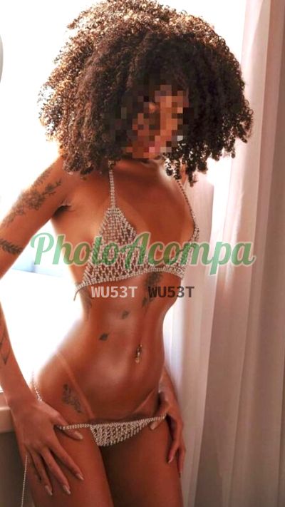 Lua, escort no Guará
