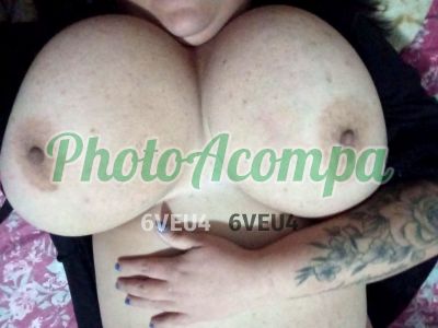 Júlia, escort em Janiópolis