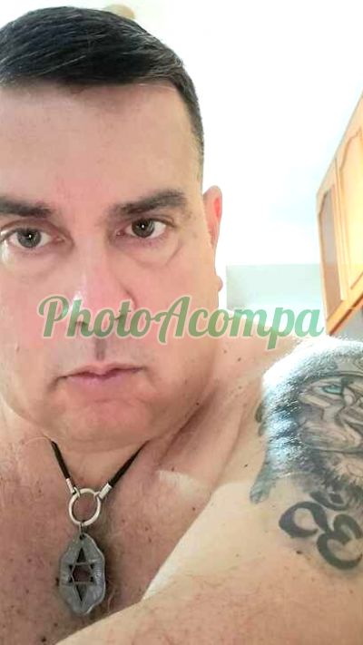 Lucky Guy, garoto de programa em Praia Grande