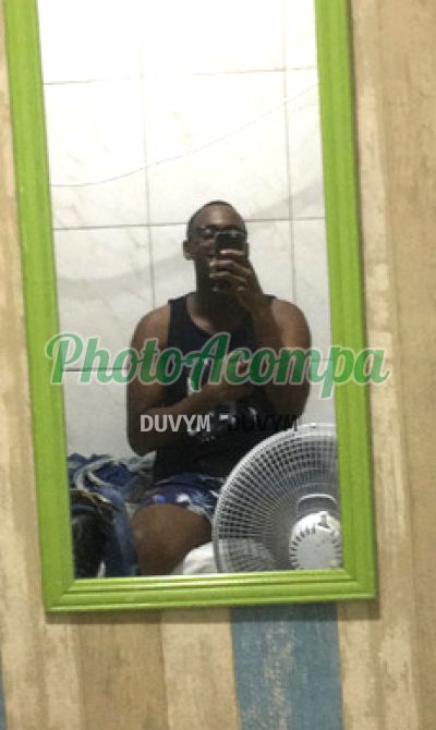 Ricardo, garoto de programa em Nova Iguaçu