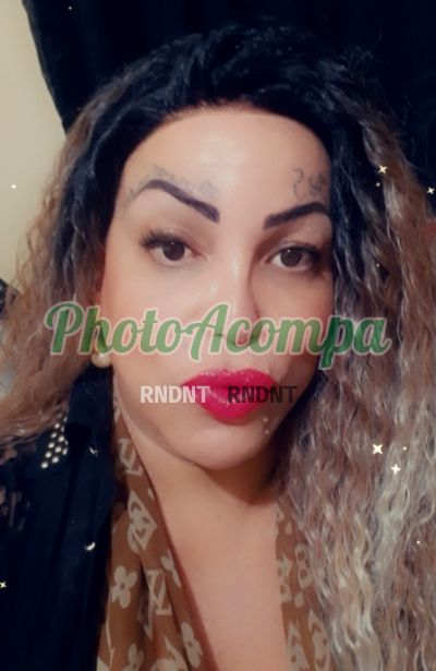 Yzabely, transex na República (SP)