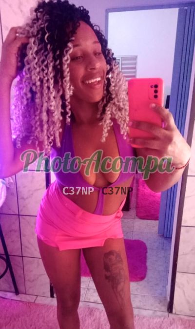Carioca, escort em Poá