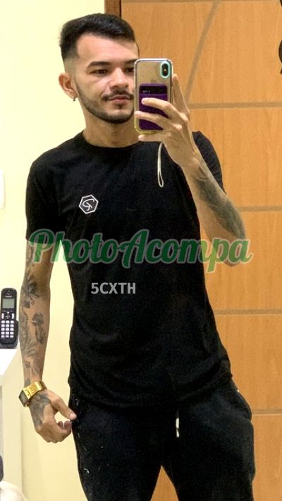 Douglas Brandão, garoto de programa no Rio de Janeiro