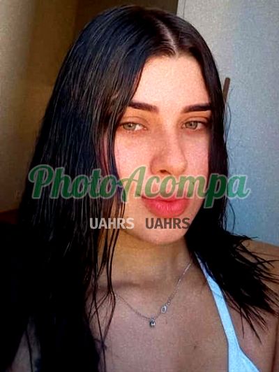 Sophia, mulher que faz massagens eróticas em Copacabana (RJ)