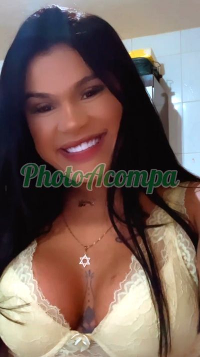 Debora Souza (21) 96020-0346, travesti em Jacarepaguá (RJ)