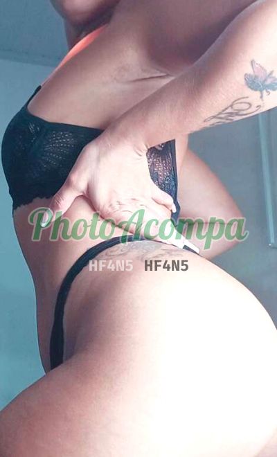 Alinedias, mulher que faz videochamadas e sexting