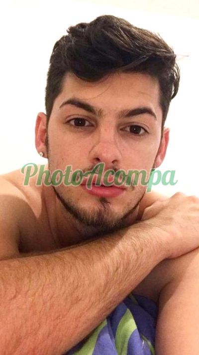 Isaac Oliveira, garoto de programa em Porto Alegre