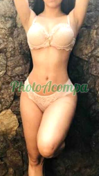 Letícia, garota de programa em Osório