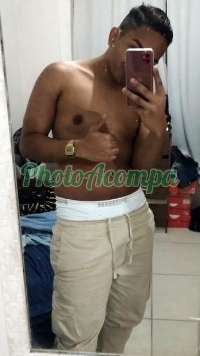 Romulo Reisen, garoto de programa em Cascavel