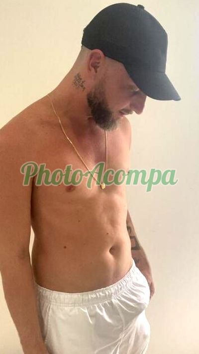 Bruninho Brankin, Garoto de programa em Vitória