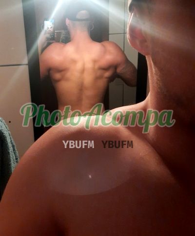 Vítor, garoto de programa na Zona Sul (POA)